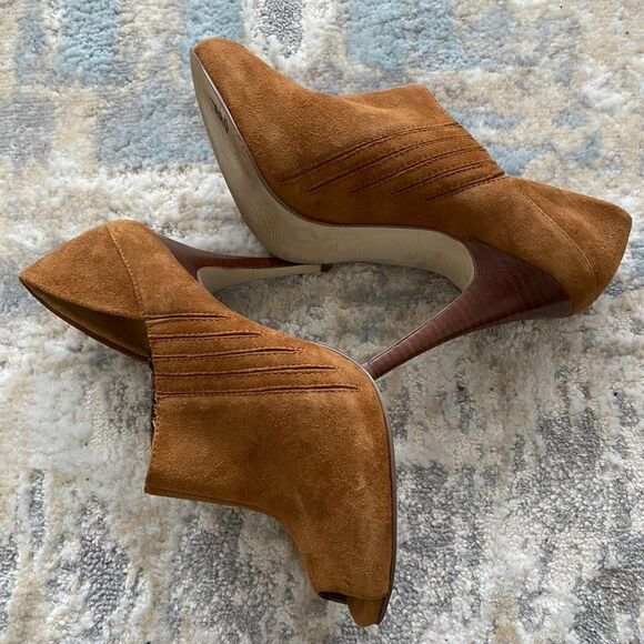 GUESS Ankle Open Toe Booties Suede Heels Boots Sz 6.5 - Picture 5 of 6